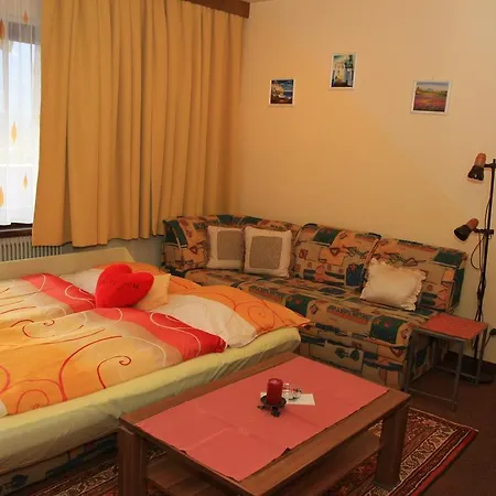 Appartements Und Fruehstueckspension Hofherr * Imst