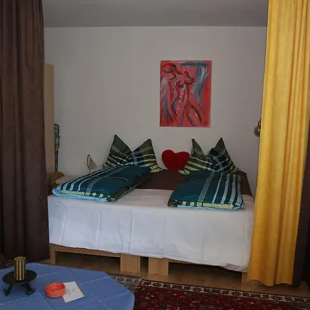 Appartement Und Fruhstuckspension Hofherr Imst