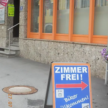 Und Fruhstuckspension Hofherr Appartement